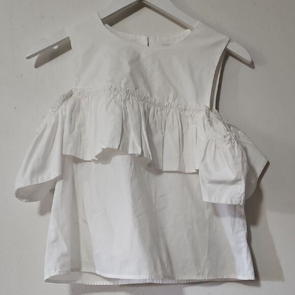 Blue and White Blouses with Elegant Style - Picture 5 of 8
